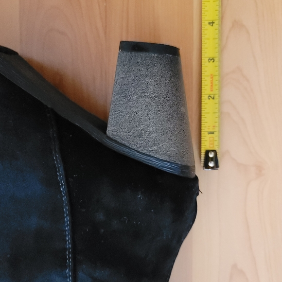 Women's Sz 7.5 M Black Suede Look Material Mid calf Boots Fashion Heeled Pull on - Picture 7 of 12